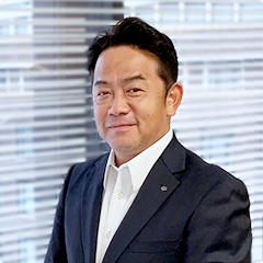 Managing director of Human Resources Dept.　Shinji Momonoe 様